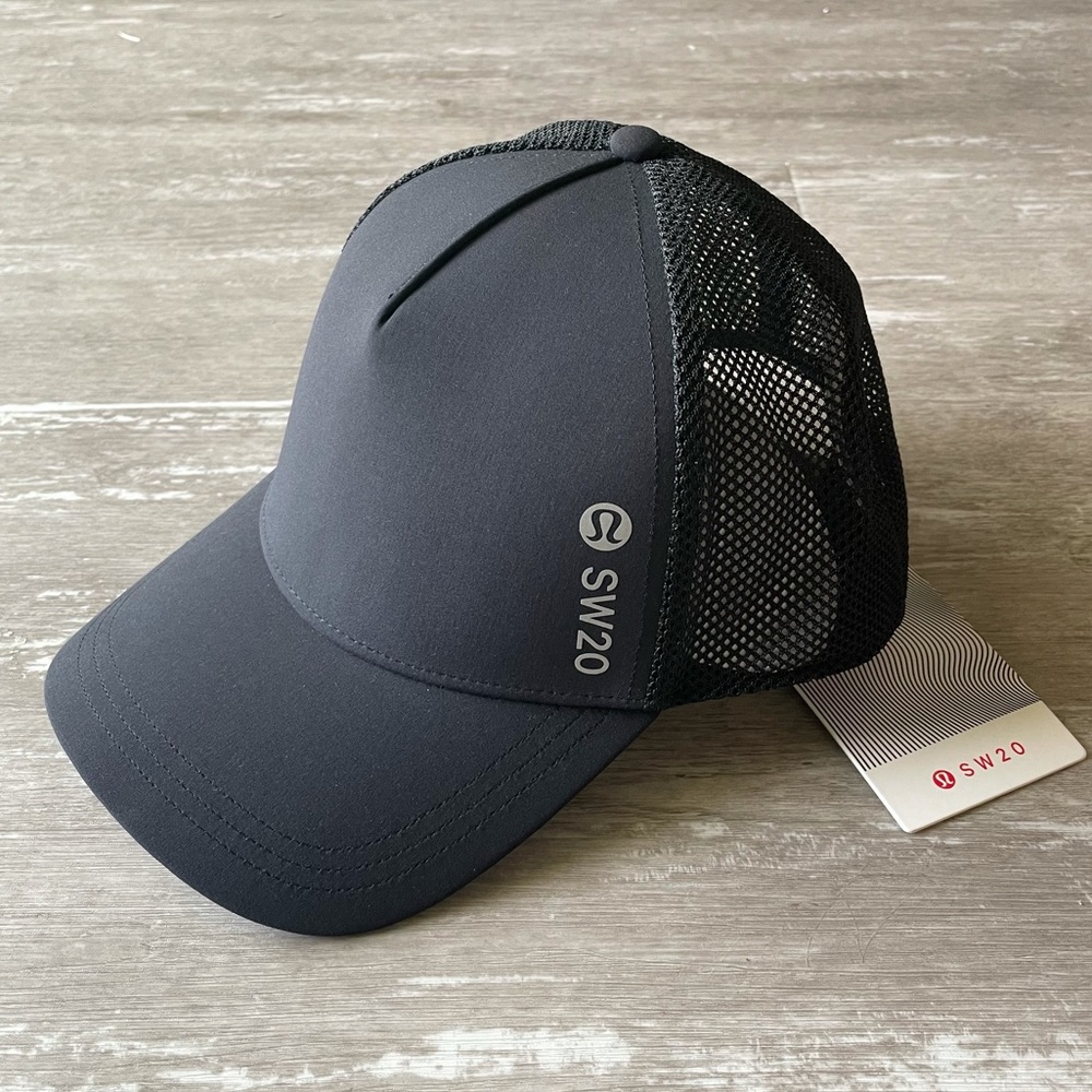 M/L Lululemon Seawheeze Hat